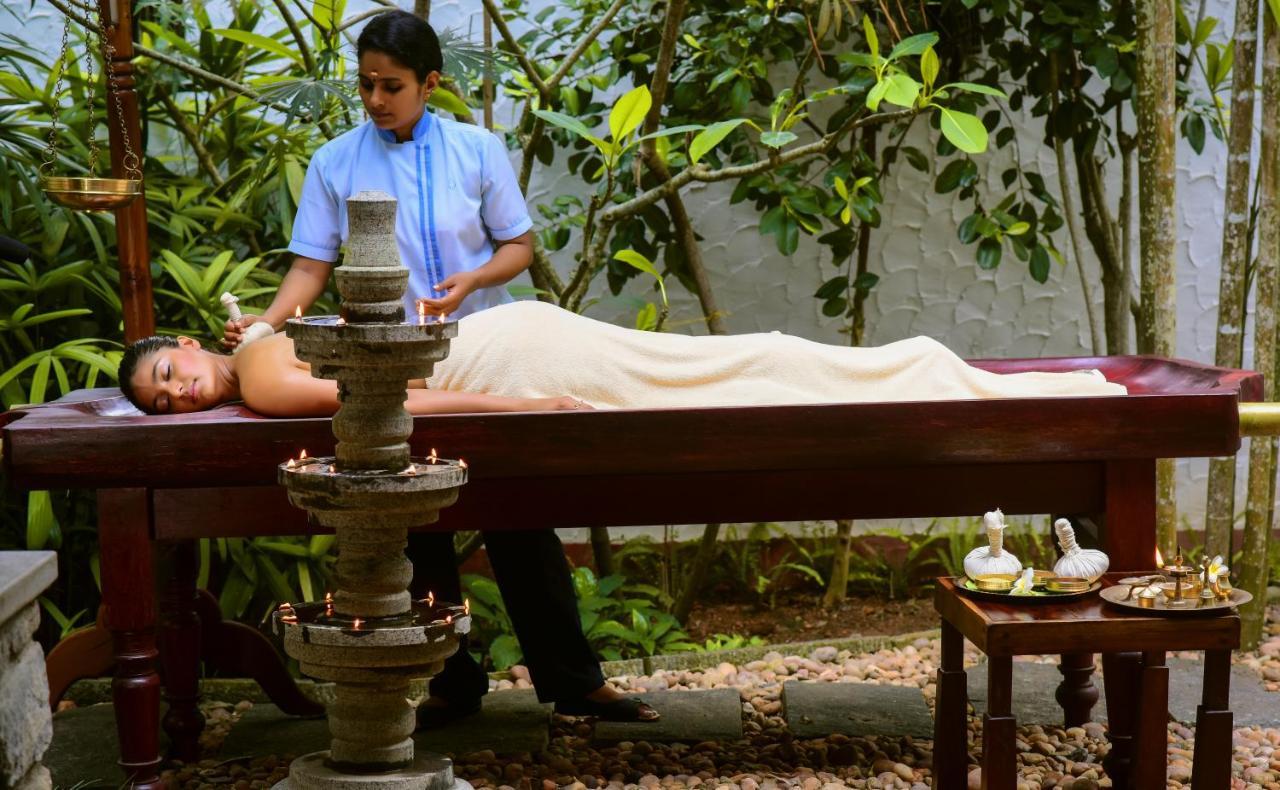 Niraamaya Wellness Retreats, Surya Samudra, קובאלאם מראה חיצוני תמונה